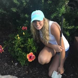 Meet your Posher, Brooke